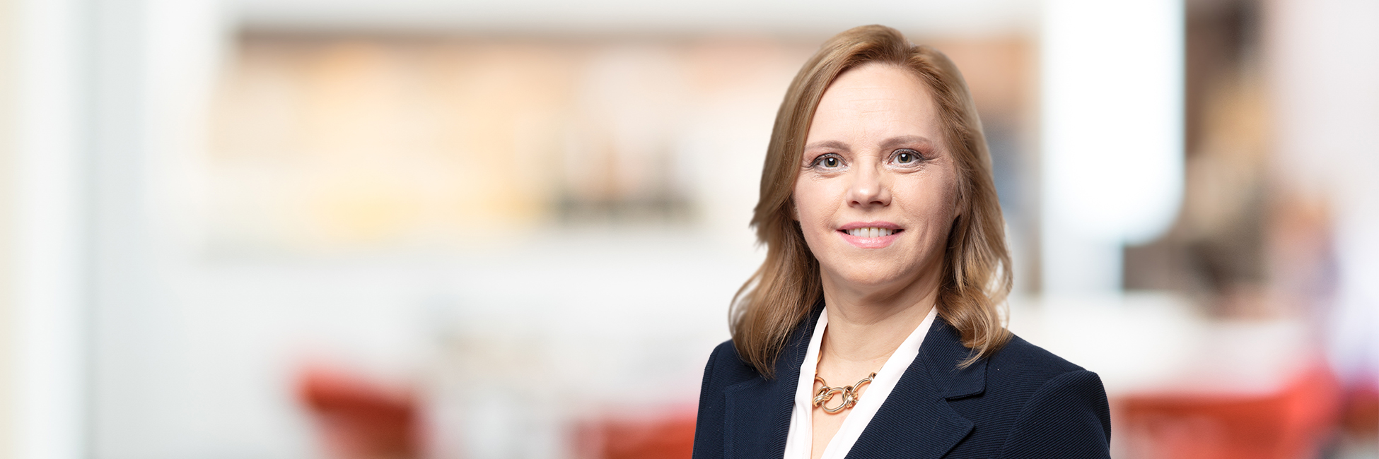 Headshot of Andrea Yandreski