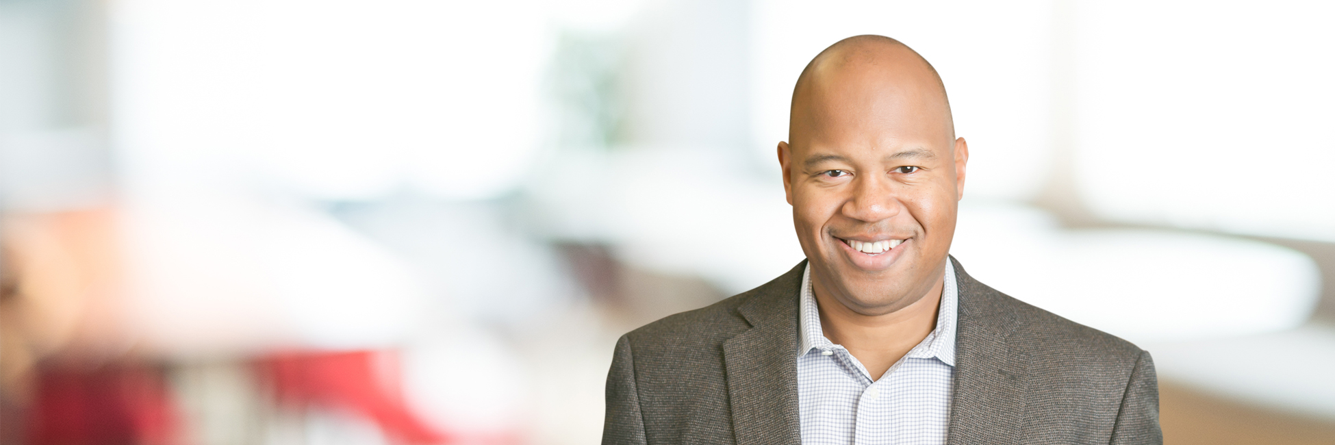 Headshot of Rob Ruffin