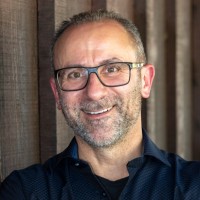 Headshot of Joshua Rossman