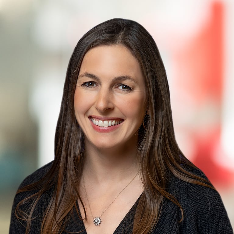 Headshot of Michelle Paratore