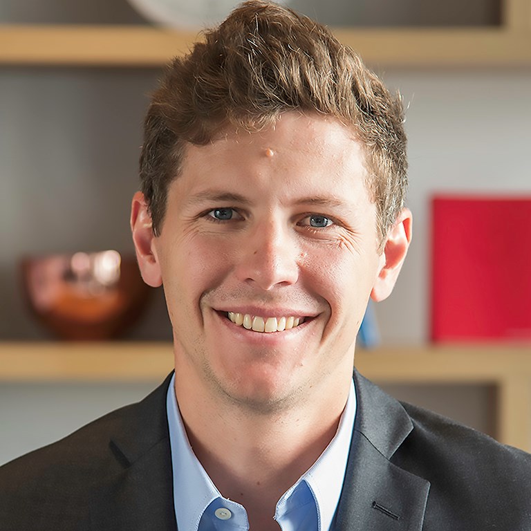 Headshot of Jonathan Bordas