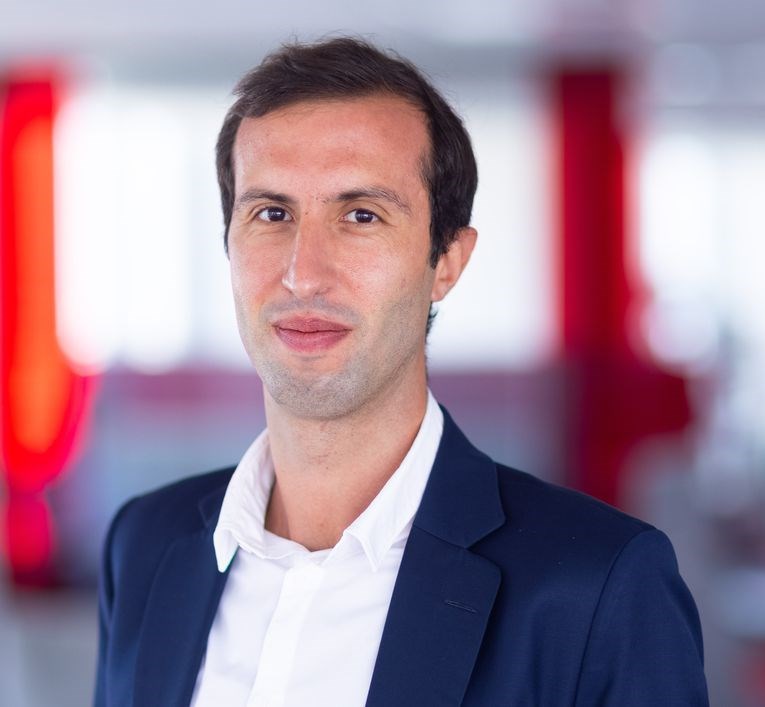 Headshot of Othmane Boujemaoui