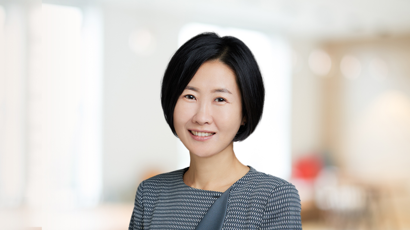 Headshot of Junghee Bae