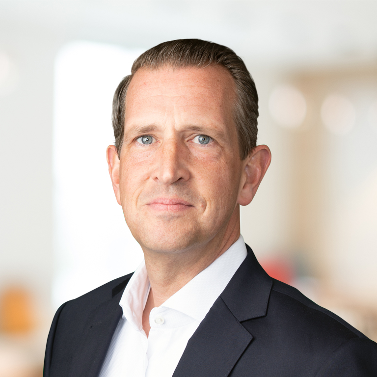 Headshot of Thomas Nachtwey