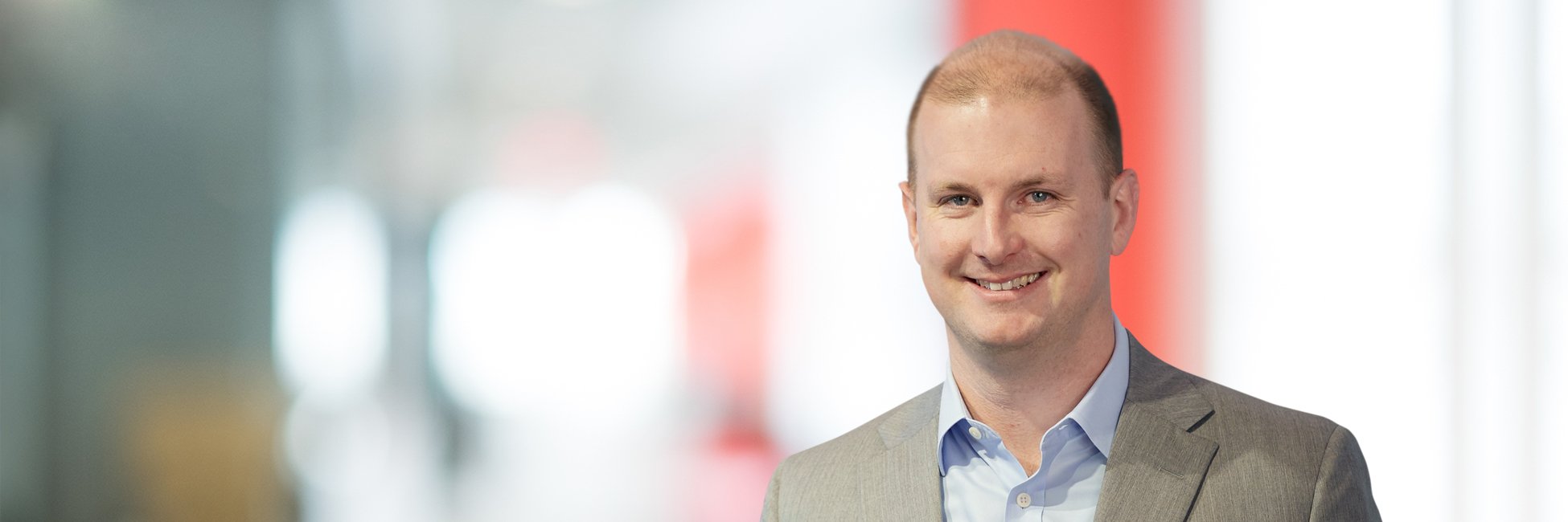 Headshot of Damian Stephenson