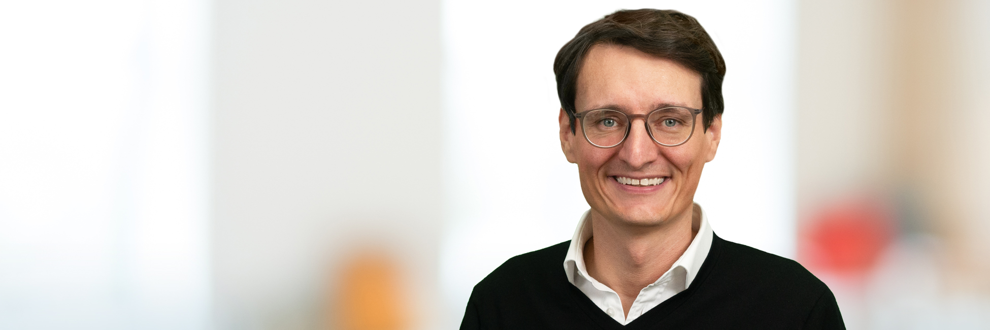 Headshot of Miroslav Lazic