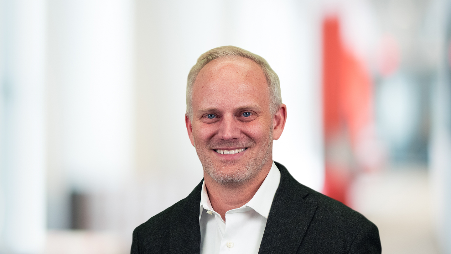 Headshot of Sebastian Sieler