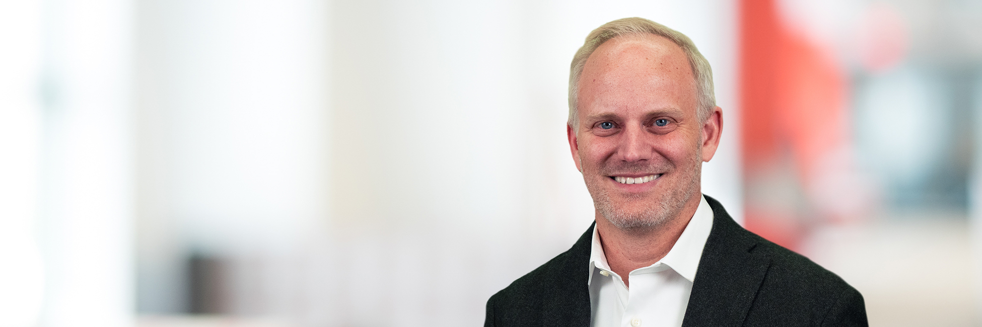 Headshot of Sebastian Sieler