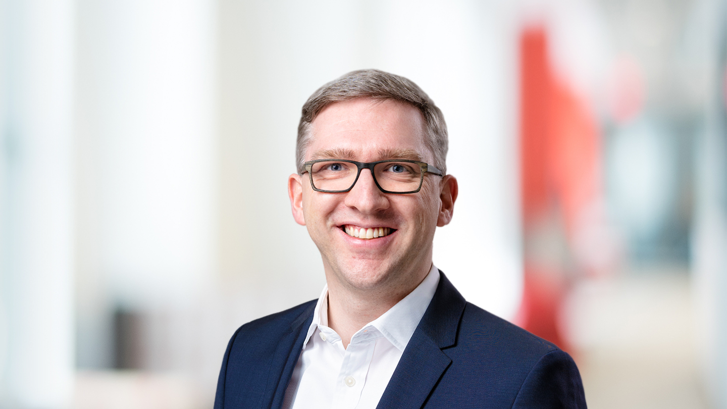 Headshot of Joerg Ohmstedt