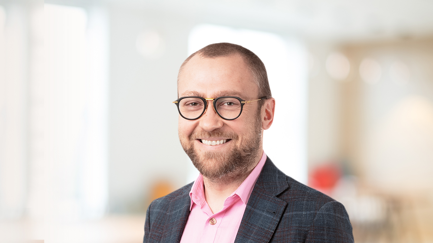 Headshot of Dmitry Podpolny