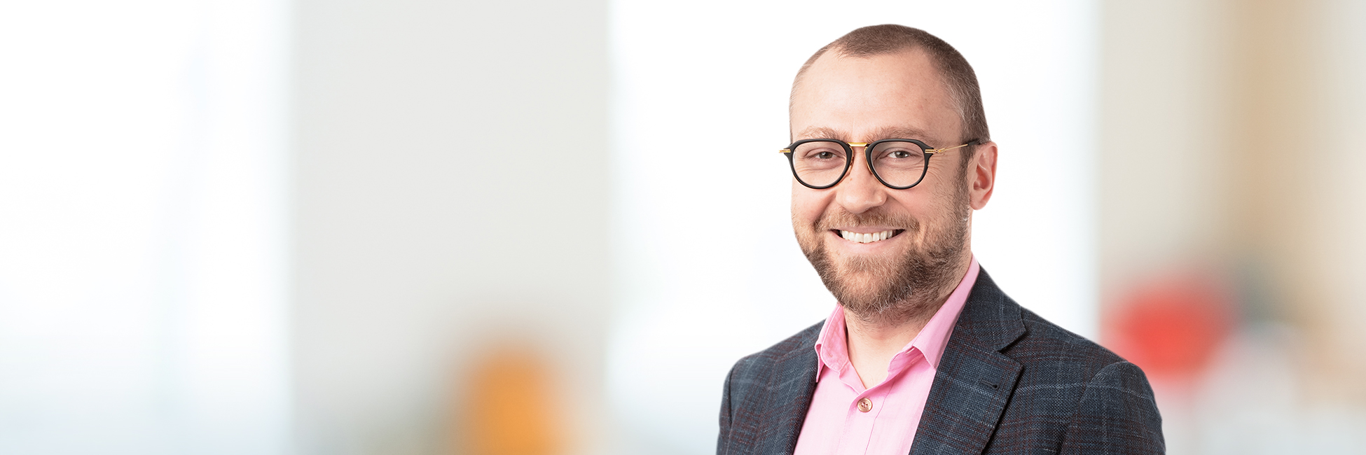 Headshot of Dmitry Podpolny