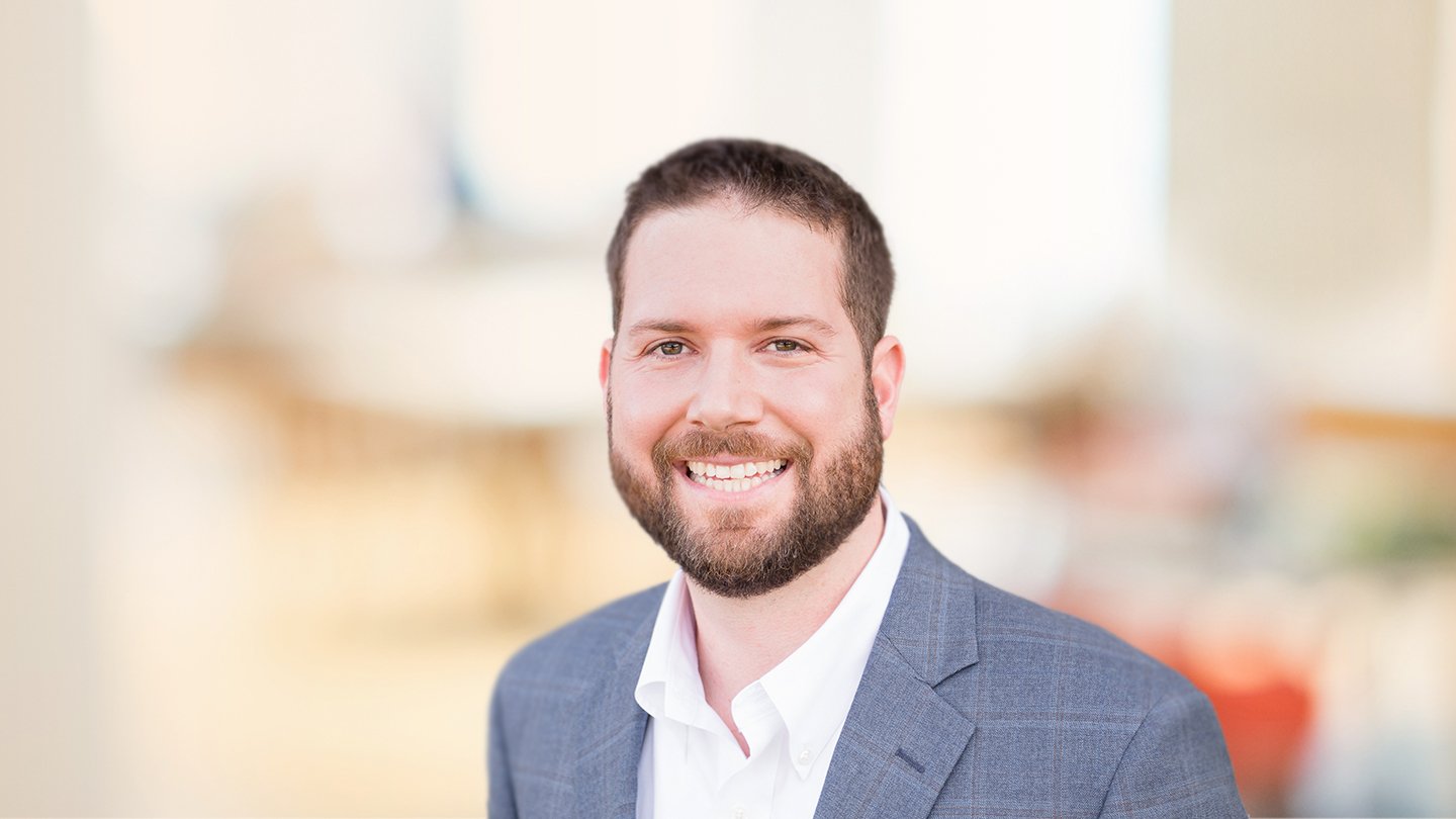 Headshot of Andrew Welch