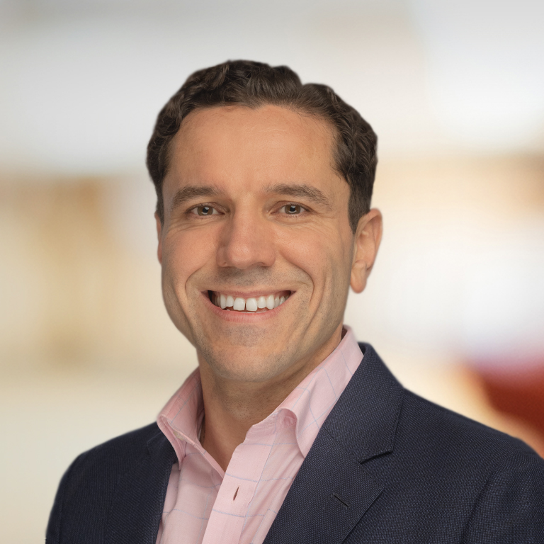 Headshot of Evren Sungur