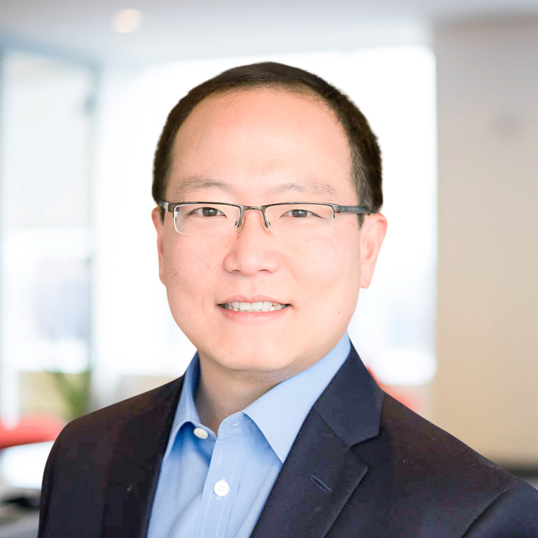 Headshot of Charlie Kim