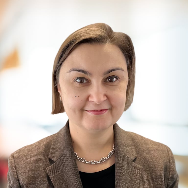 Headshot of Yelena Ageyeva-Furman