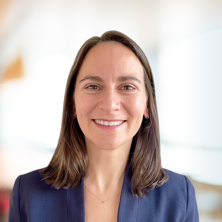 Headshot of Fanny Perraudeau 