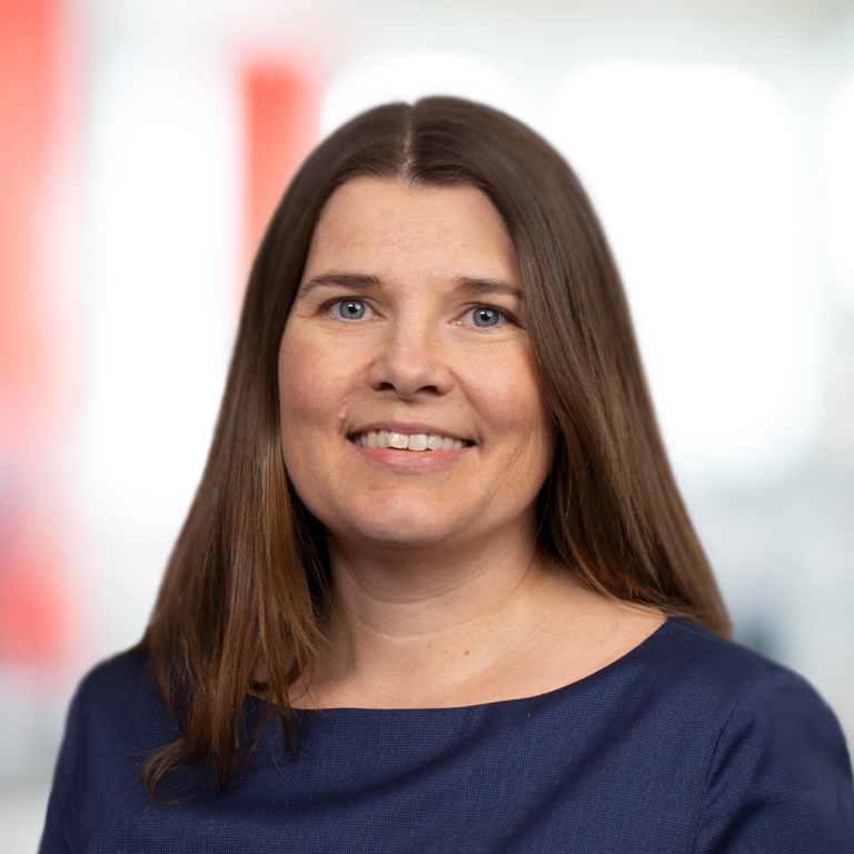 Headshot of Carina Sponholtz