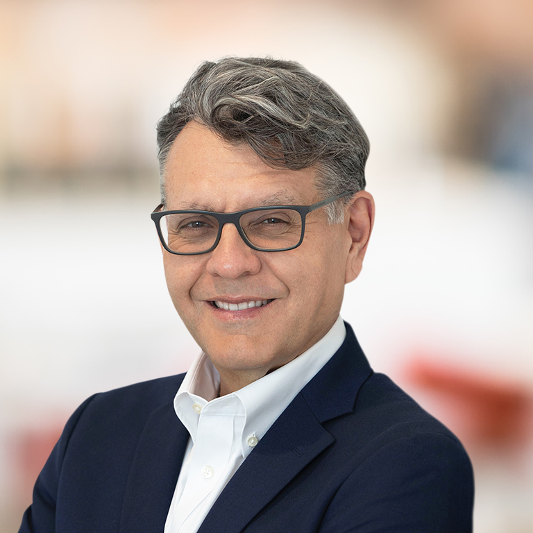 Headshot of Hernan Saenz