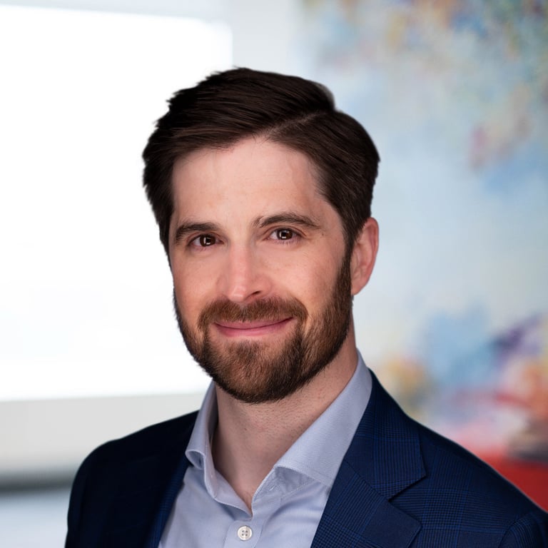 Headshot of Mark Krafft