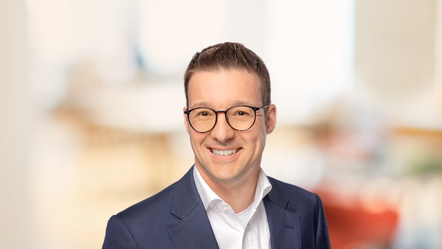 Headshot of Daniel Suter