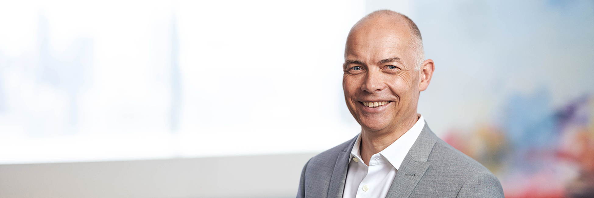 Headshot of Dirk Bartels