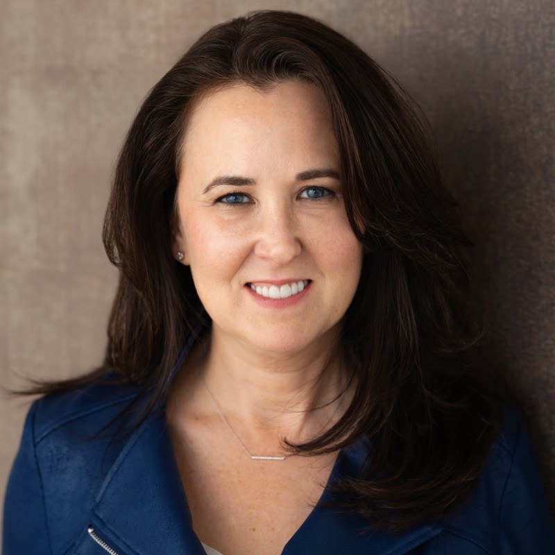 Headshot of Tracy Barash