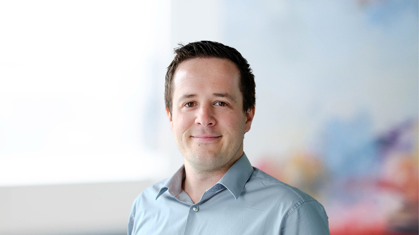 Headshot of John Lowe