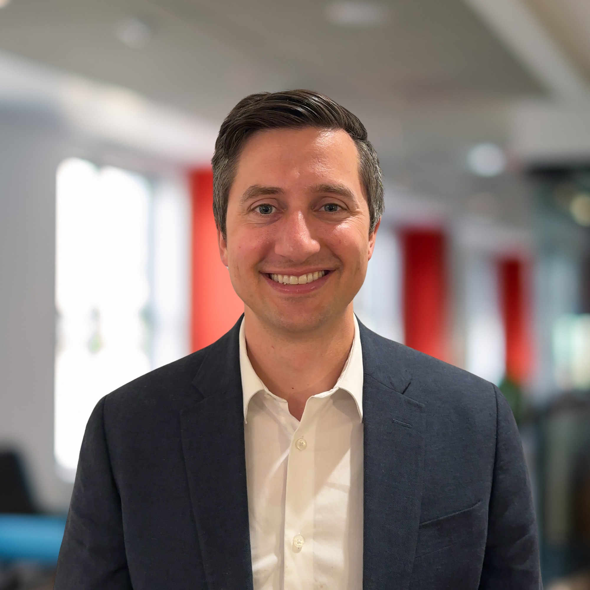 Headshot of Aaron  Lewis