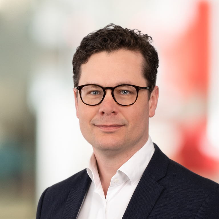 Headshot of Per Karlsson