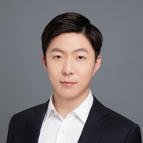 Headshot of Geran Zhang