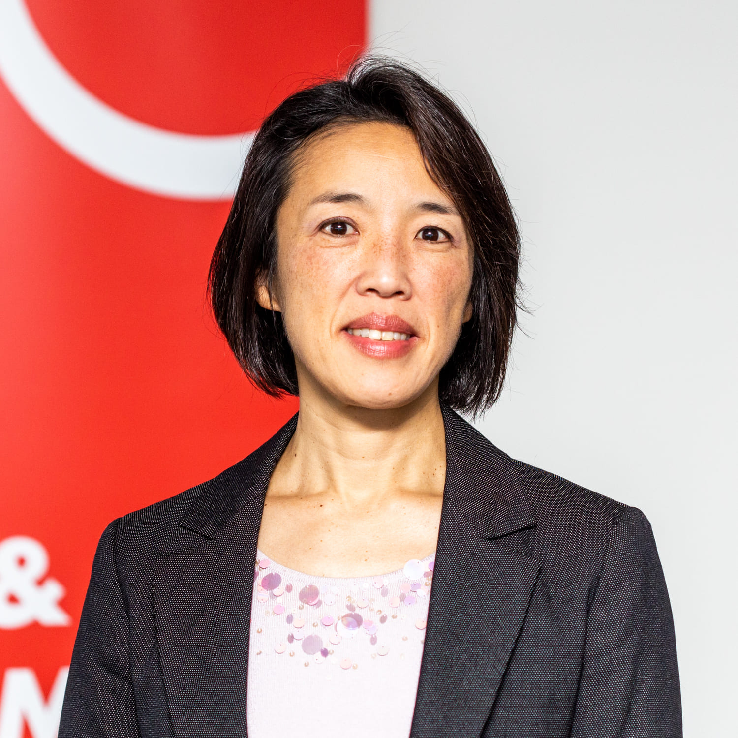 Headshot of Akie Takeuchi LAST