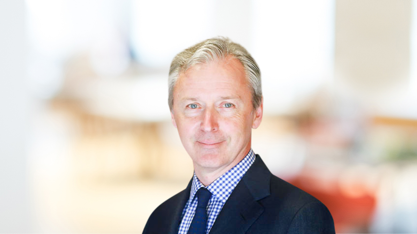 Headshot of Peter Parry