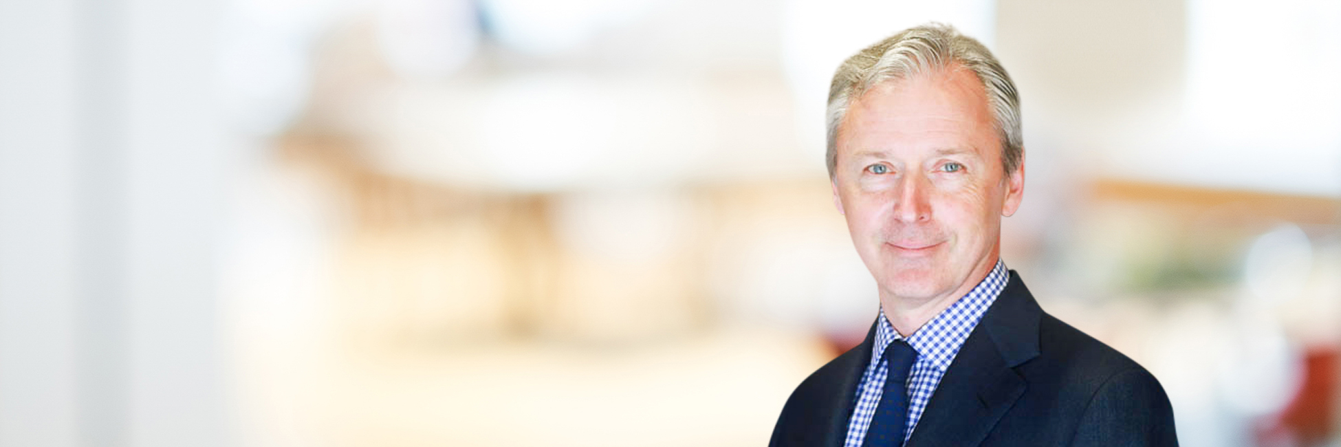 Headshot of Peter Parry