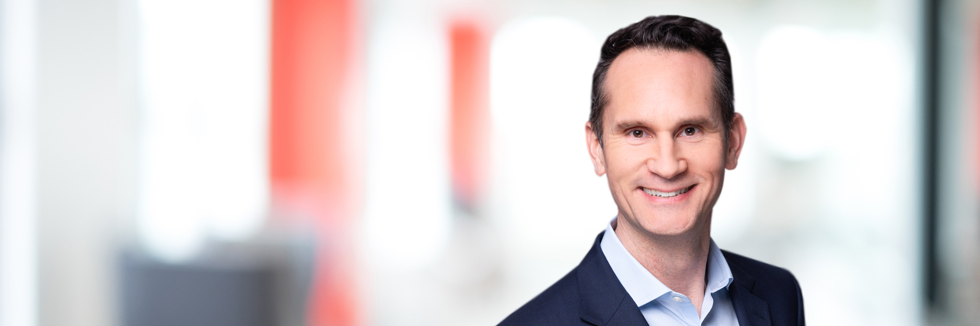 Headshot of Hugo Parkinson