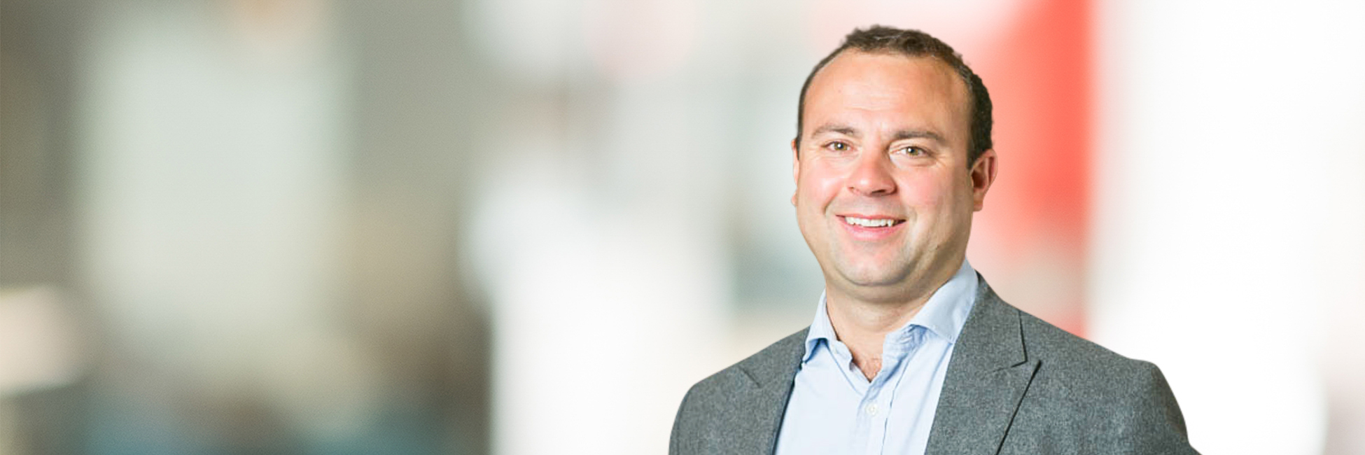 Headshot of Peter Jackson