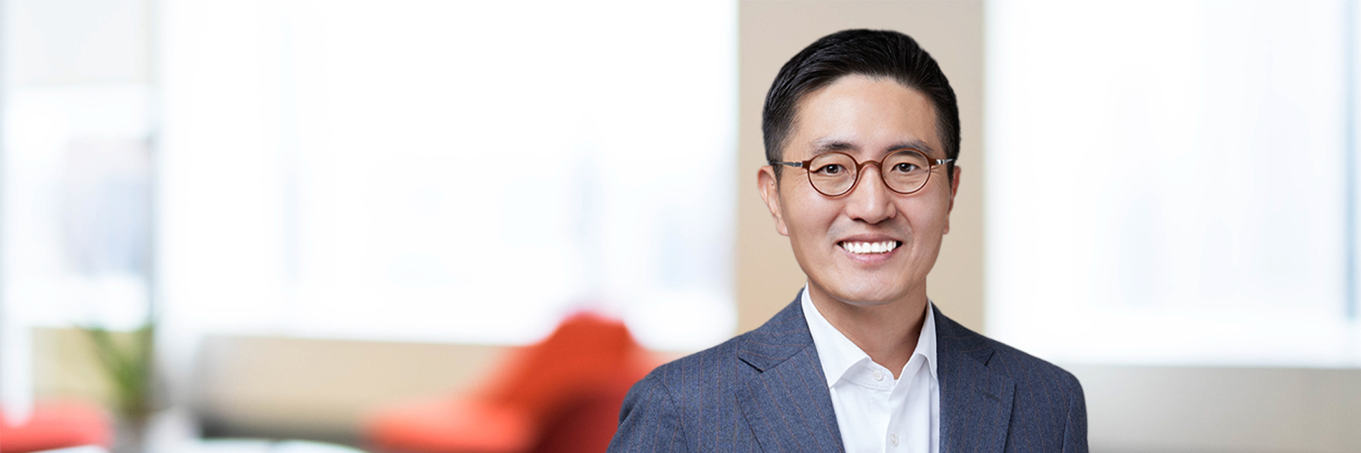 Headshot of Jongduk Kim