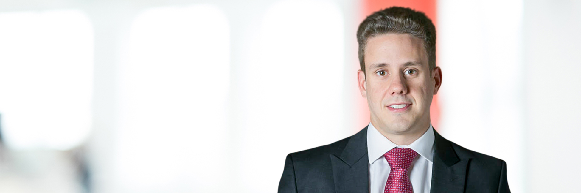 Headshot of Pedro Ross