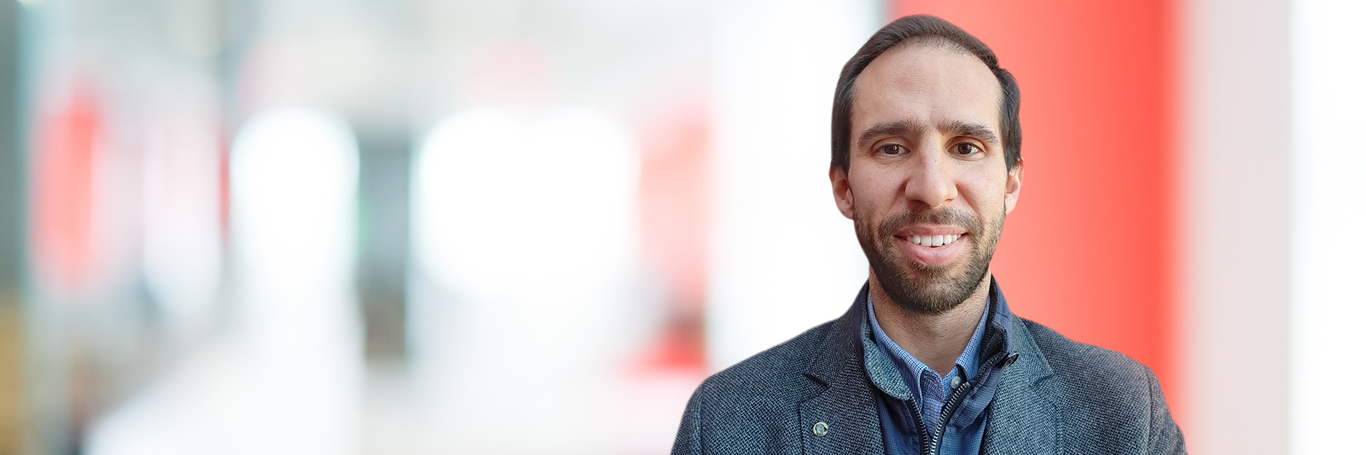 Headshot of Javier Di Deco