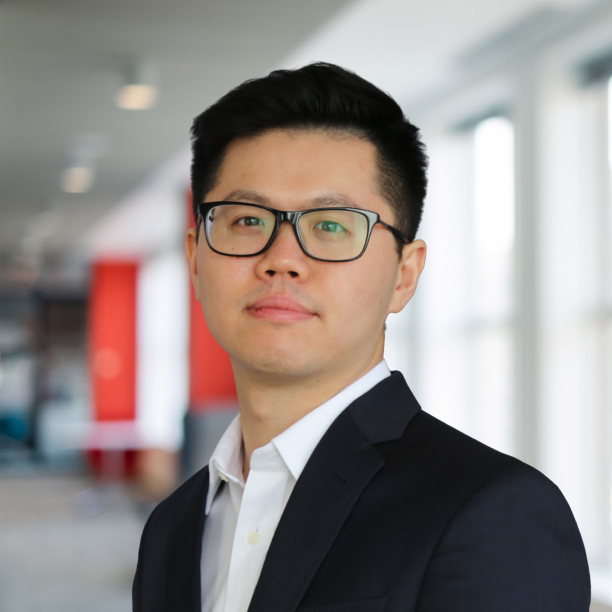 Headshot of Ziheng Zhu