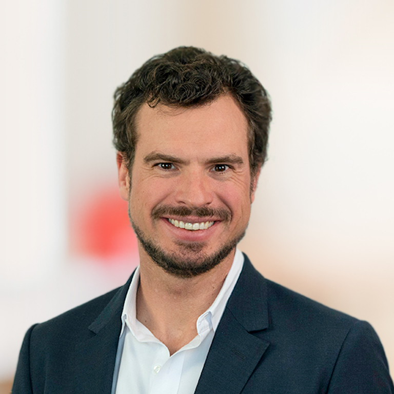 Headshot of Ingo Janisch