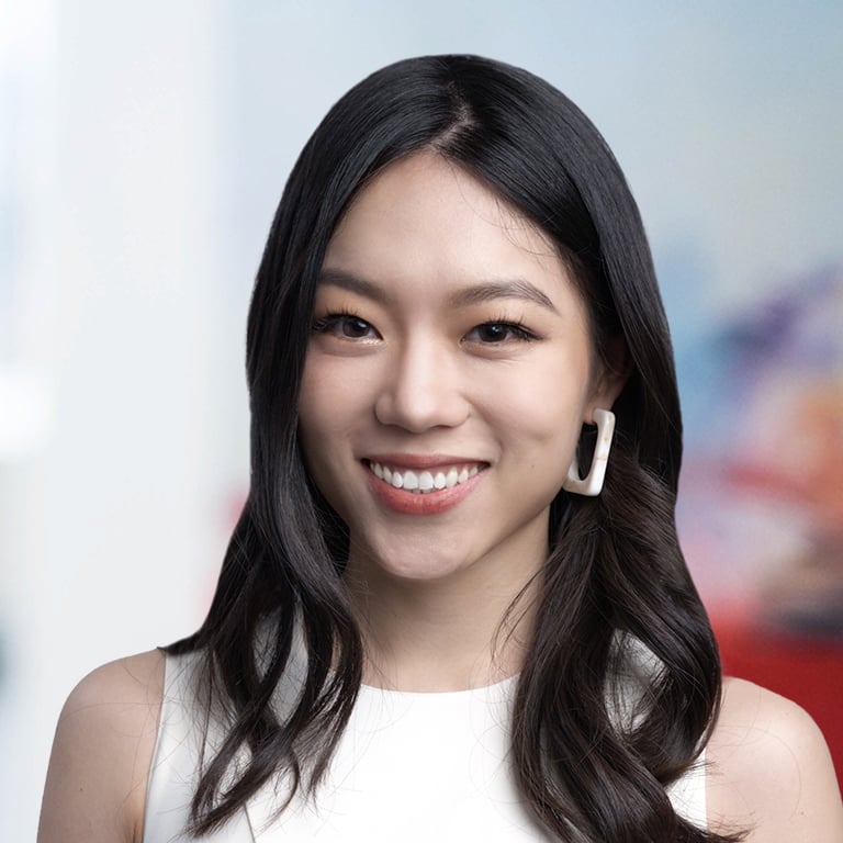 Headshot of Elle Yang