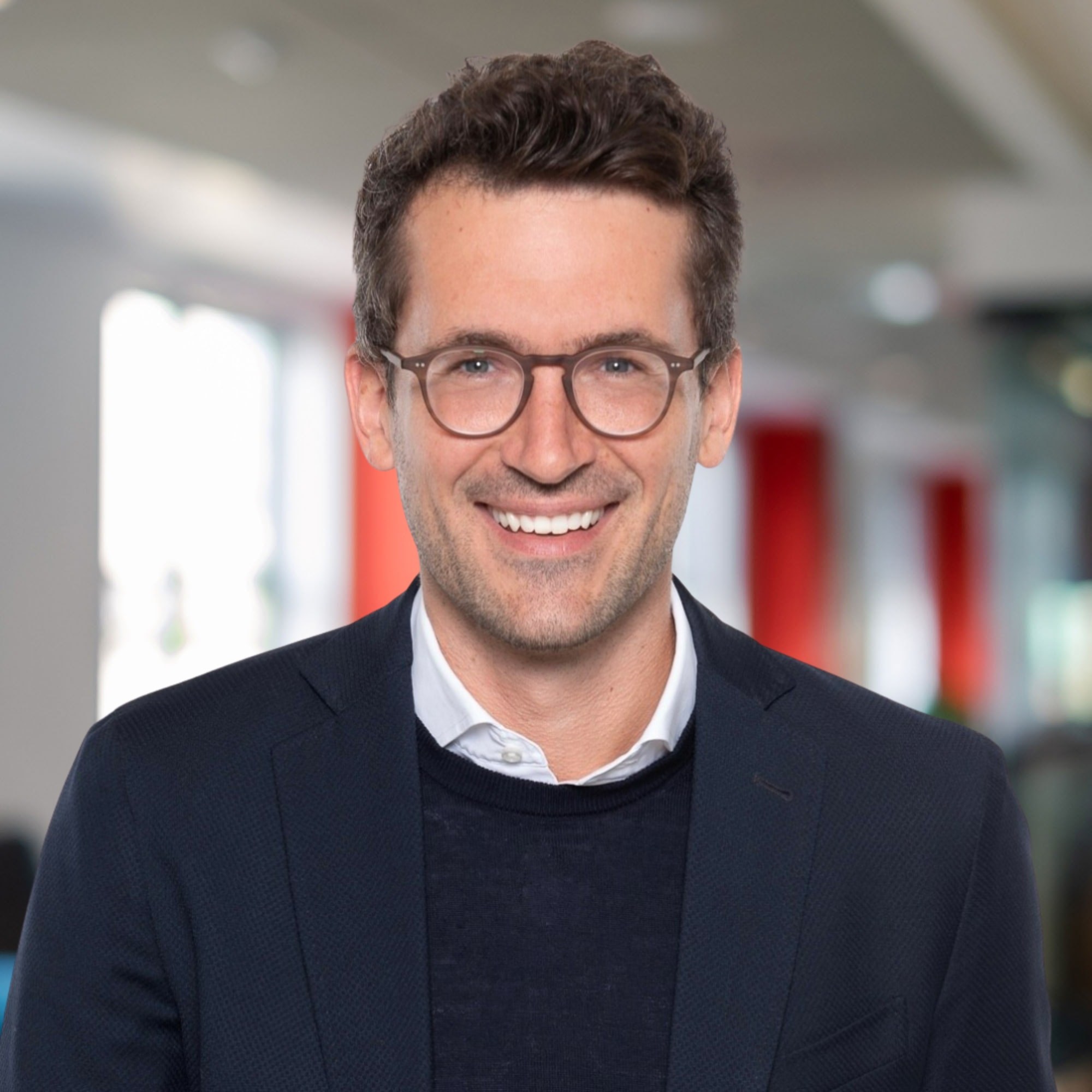 Headshot of Hannes Schneider