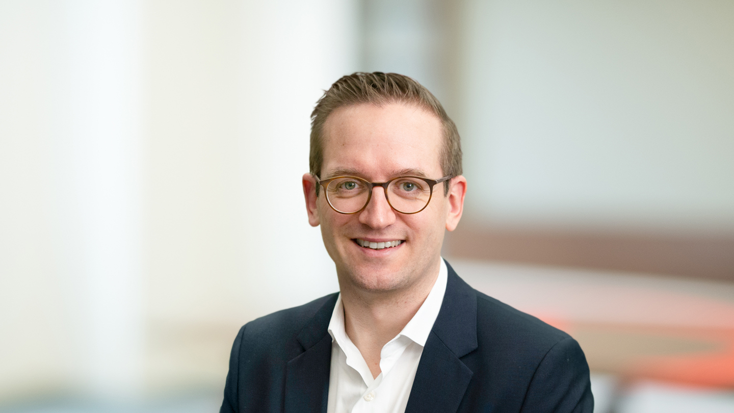 Headshot of Maximilian Doms