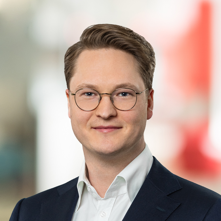 Headshot of Lukas Diesler