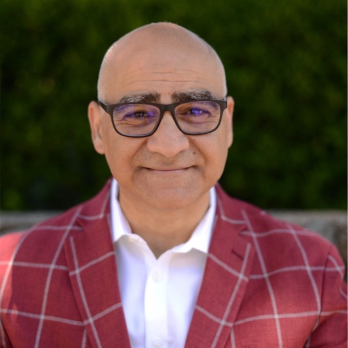 Headshot of Musa Hanhan