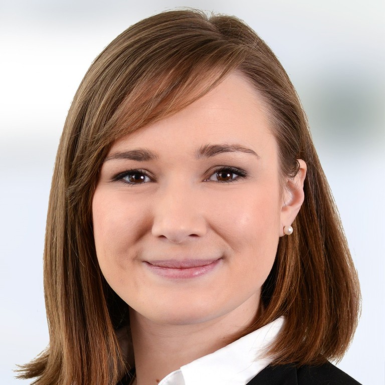 Headshot of Alexandra Juegelt