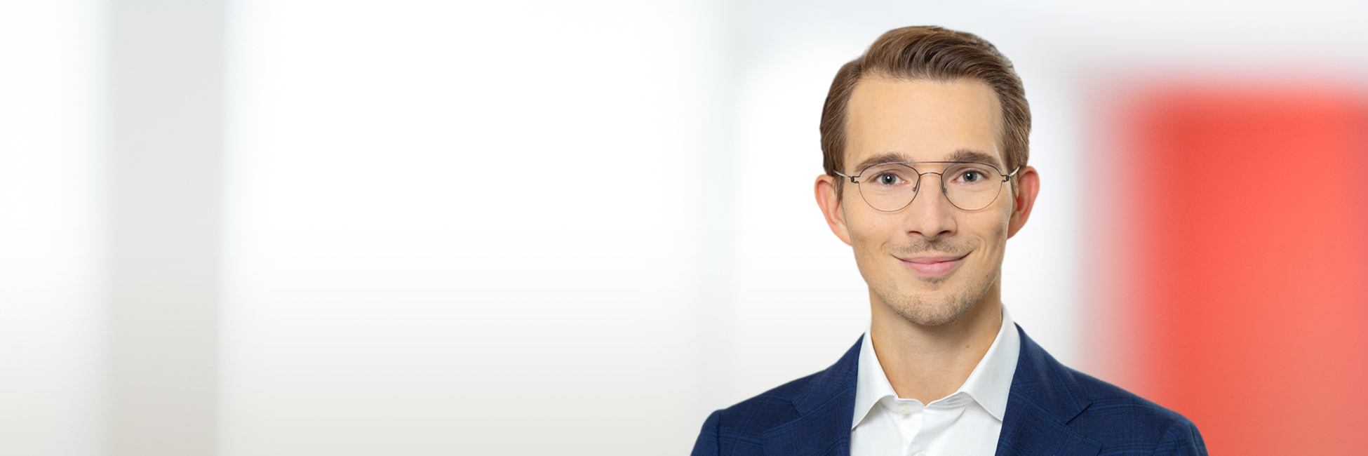 Headshot of Dominic Seeberger