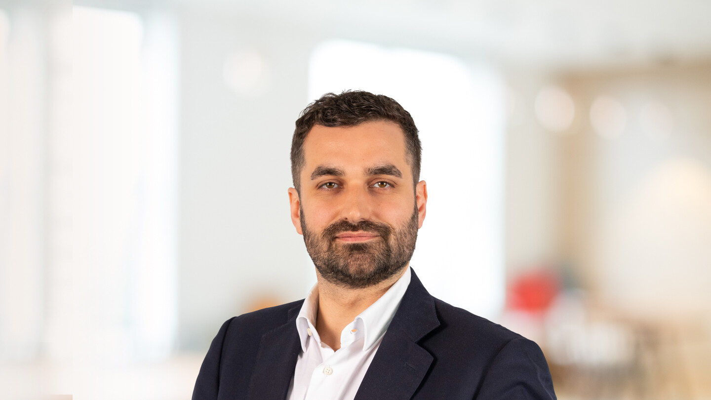 Headshot of Antonio Barin