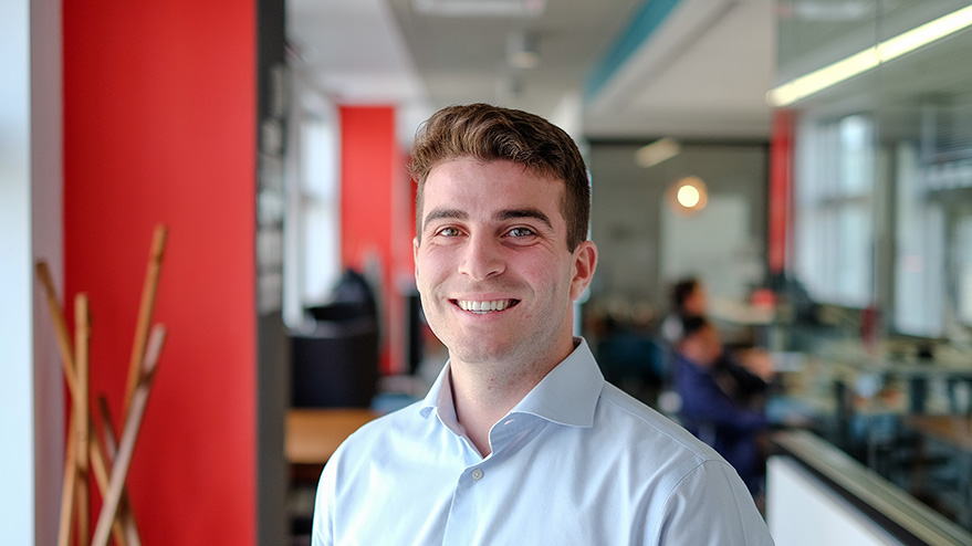 Headshot of Seve Simeone