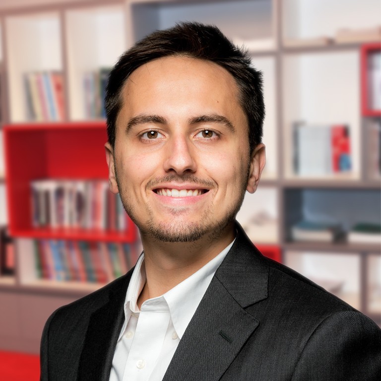 Headshot of Rosemburg Neto